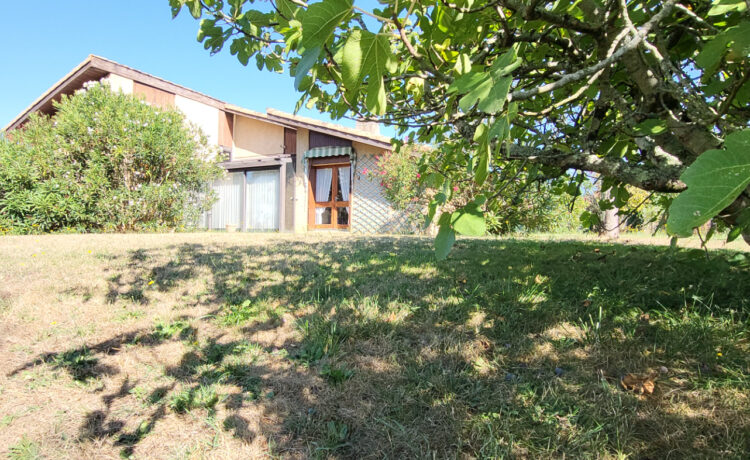 Maison St Sever 5 pièce(s) 100.38 m2 1