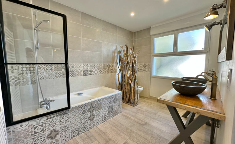 Maison 4 pièce(s) 121 m2