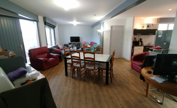 Appartement 85 m2, 3 ch, garage, accés privé 1