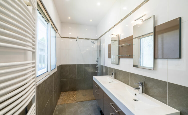 Maison 8 pièce(s) 344m2
