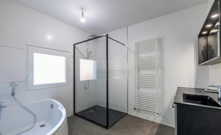 Maison 8 pièce(s) 344m2