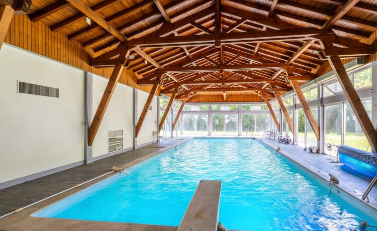 Maison 8 pièce(s) 344m2