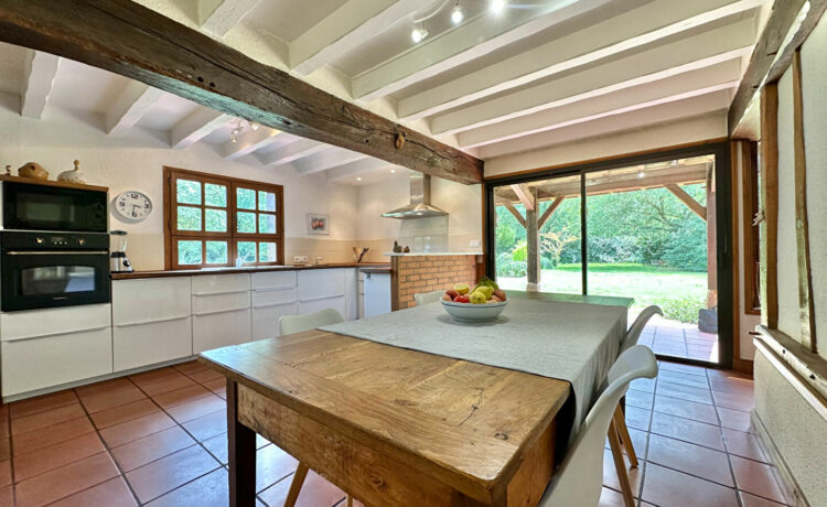 Maison Landaise 6 pièce(s) 182 m²