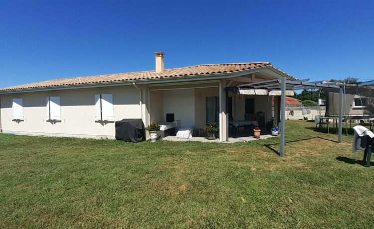 Maison Amou 5 pièce(s) 133 m2