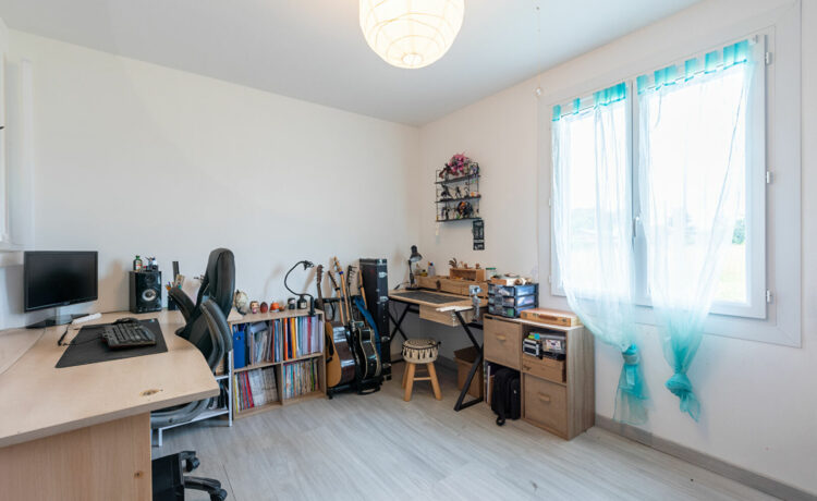 MAISON FAMILIALE