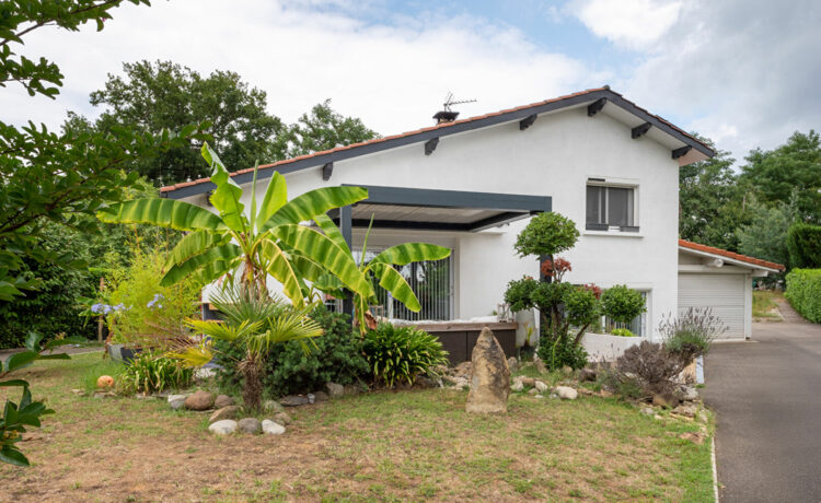 Maison 6 pièce(s) 133 m2 2