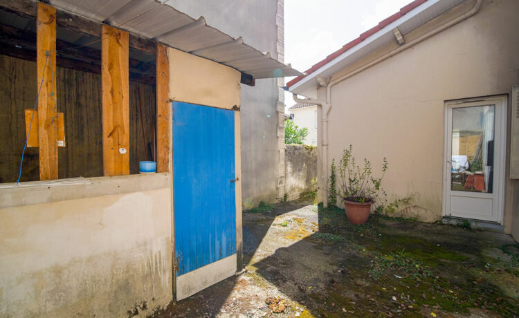 Maison de village avec garage Secteur GEAUNE