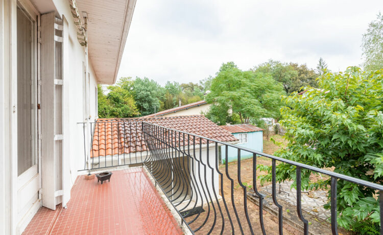 Maison 7 pièce(s) 174 m2