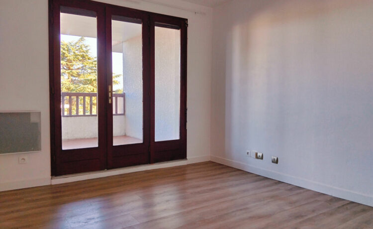APPARTEMENT T1 SUR MONT DE MARSAN 2